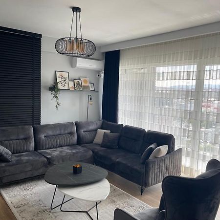 Top Apartments Приштина Экстерьер фото